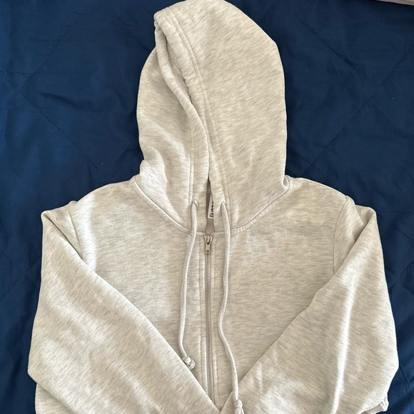 Zip-up Hoodie - Picture 1 of 5